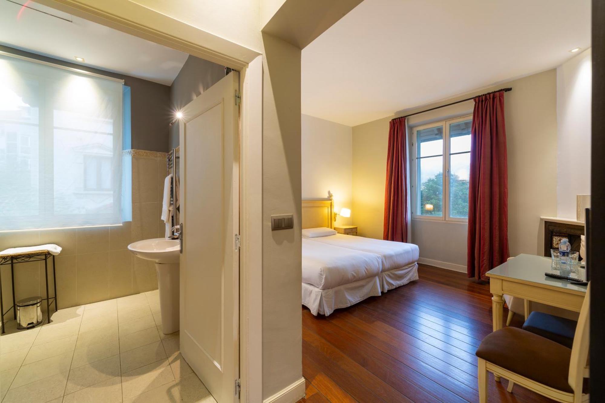 Kaian Maitea Hotel Plentzia Eksteriør billede